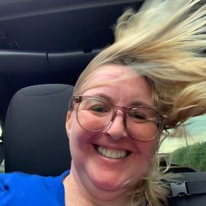 Meet your Posher, Carrie